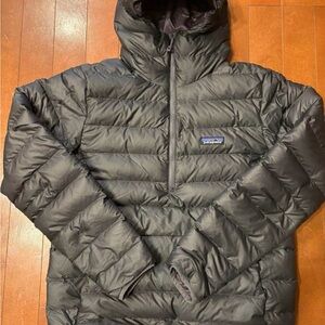 Patagonia Men's Charcoal Puffer Jacket